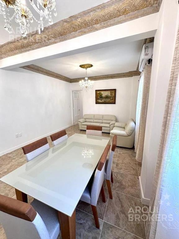 Apartamento en venta de 4 dormitorios en Centro, equipado