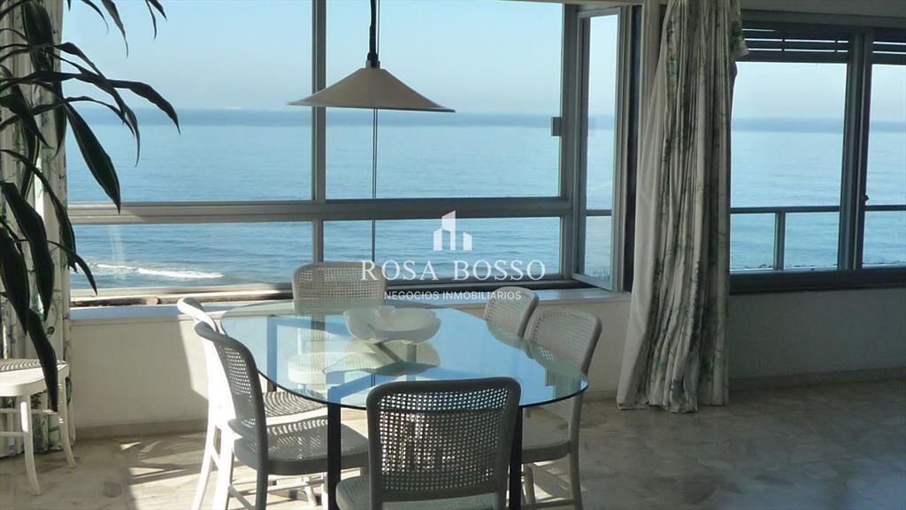 Apartamento en Brava, 3 dormitorios *
