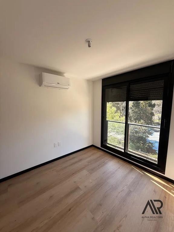 Apartamento en venta c/ cochera en Barra de Carrasco