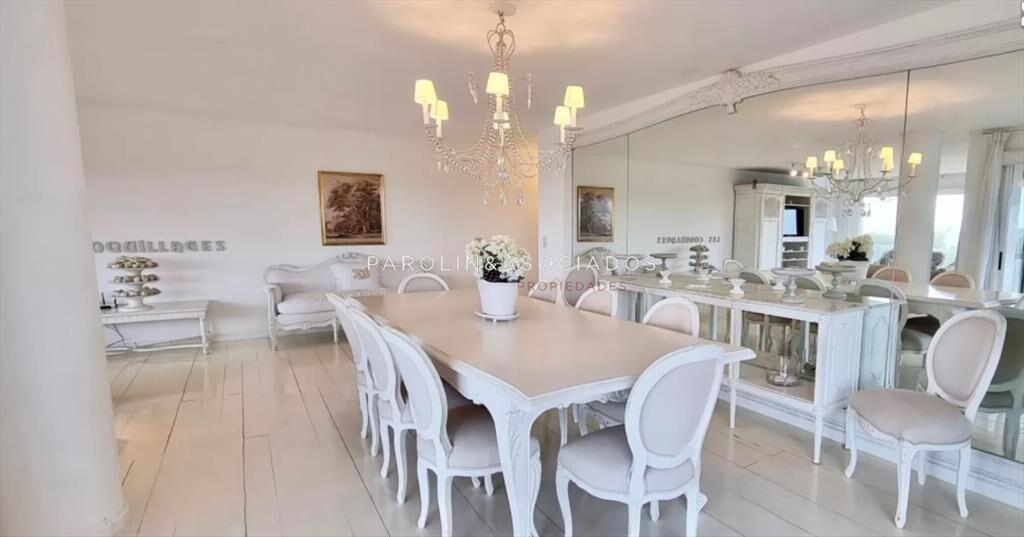 Apartamento en venta en edificio Arenas Blancas,