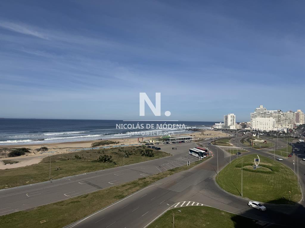 Apartamento frente al mar, a pasos de la 3 , del