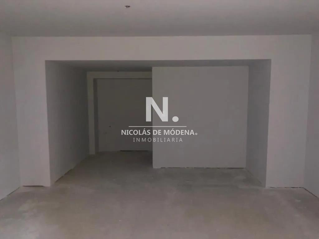 En venta local en edificio Ocean Drive Country,