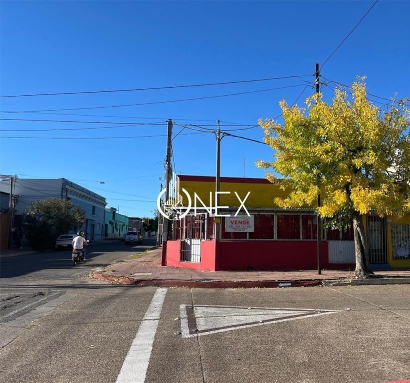 Local comercial en Calle Preferencial- Paysandú