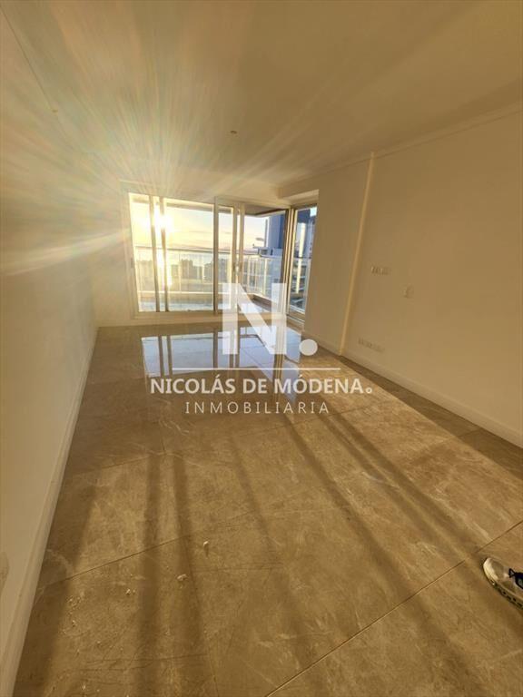 Vende apartamento en Miami Boulevard II, Piso muy