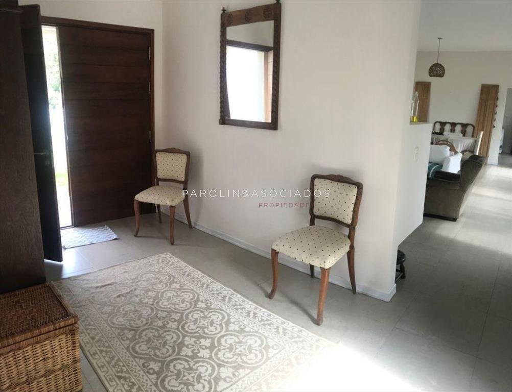 Casa en venta de 3 dormitorios en barrio cerrado