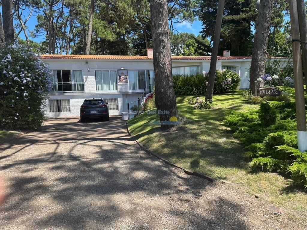 Casa en Alquiler en Punta del este de 6 , San ,