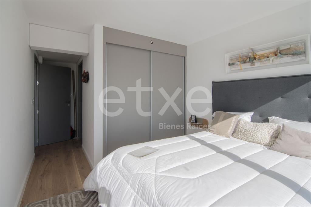 Venta Apartamento 2 dorm 3 baños Carrasco Boating Torre 2...