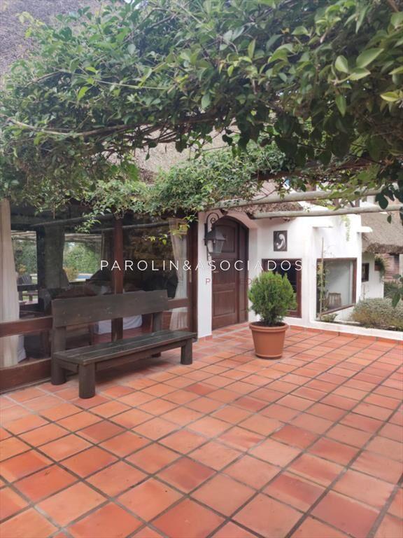Oportunidad - Hermosa Casa en venta de 3 dormitorios en Pin