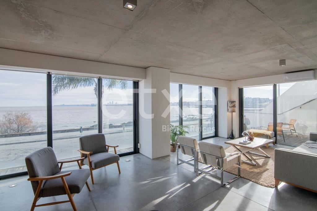 Venta de Exclusivo Loft Rambla Punta Gorda Montevideo...