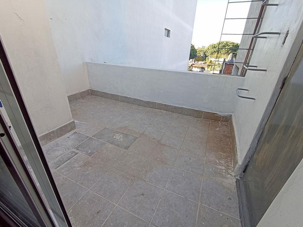 Apartamento en Alquiler. Monoambiente, kitchenette, Baño