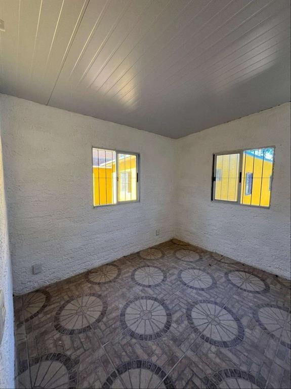 EN ZONA RESIDENCIAL AL SUR PRÓXIMO SERVICIOS 1 dormitorio.
