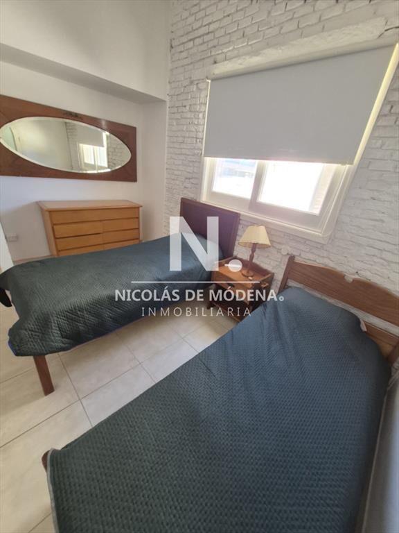 Casa de dos dormitorios en alquiler anual en Punta del Este