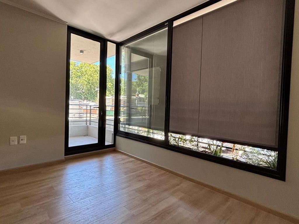 Venta apartamento 1 dormitorio con terraza Avenida Rivera M