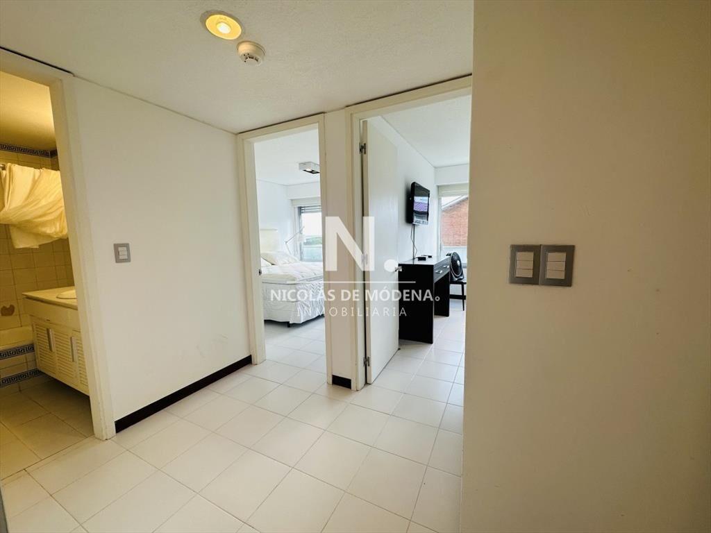 Alquiler y venta de apartamento 3 dorm. mas dep. playa brav