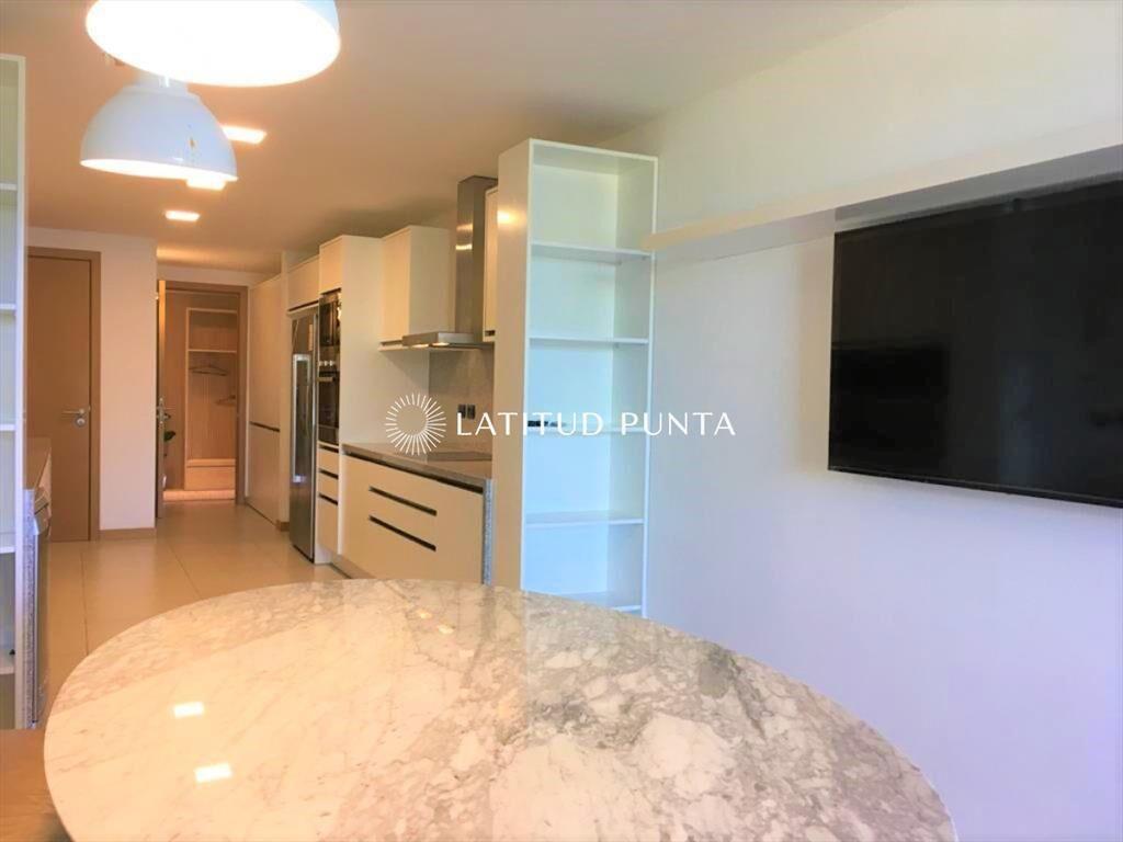 Extenso departamento en Rincón del Indio