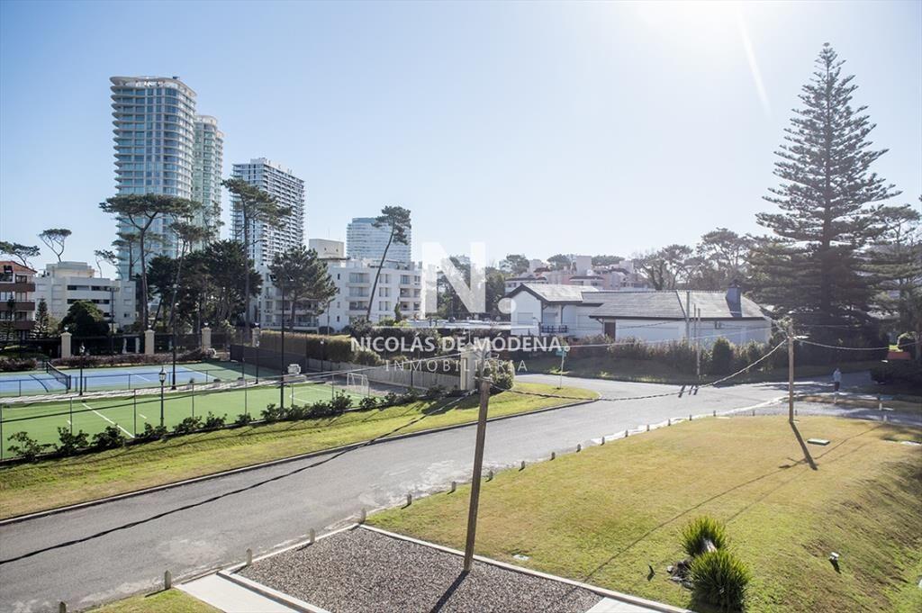 Departamento de 3 dormitorios en venta proximo a Playa Mans