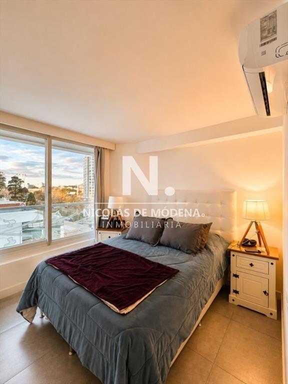 Vende apartamento de 1 dormitorio y medio en del