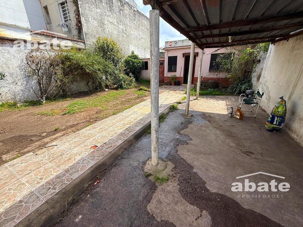 Venta de Casa padrón único en Buceo, próx. Av. Rivera y So