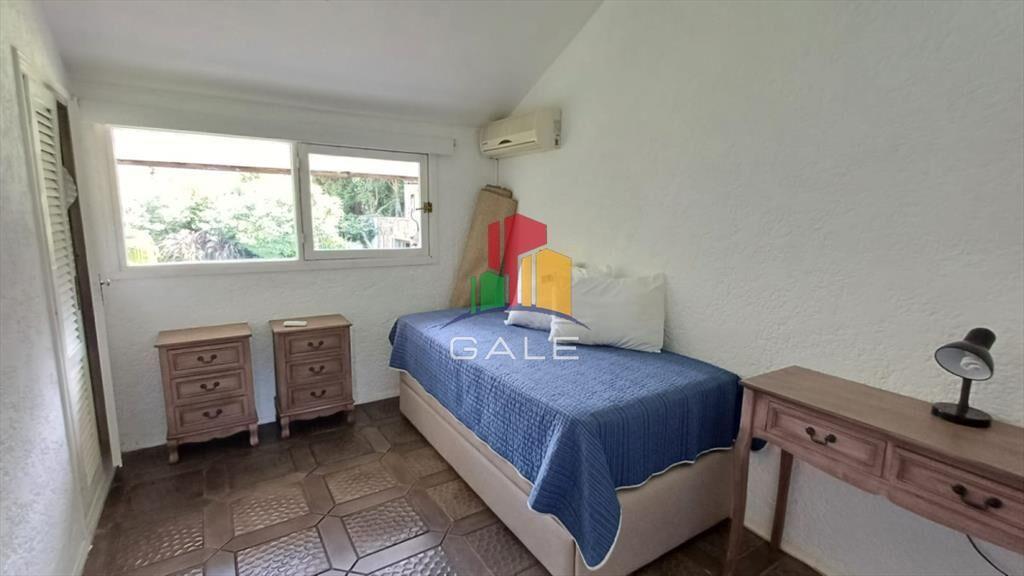 Vende gran casa para vivir todo el año, de 3 en