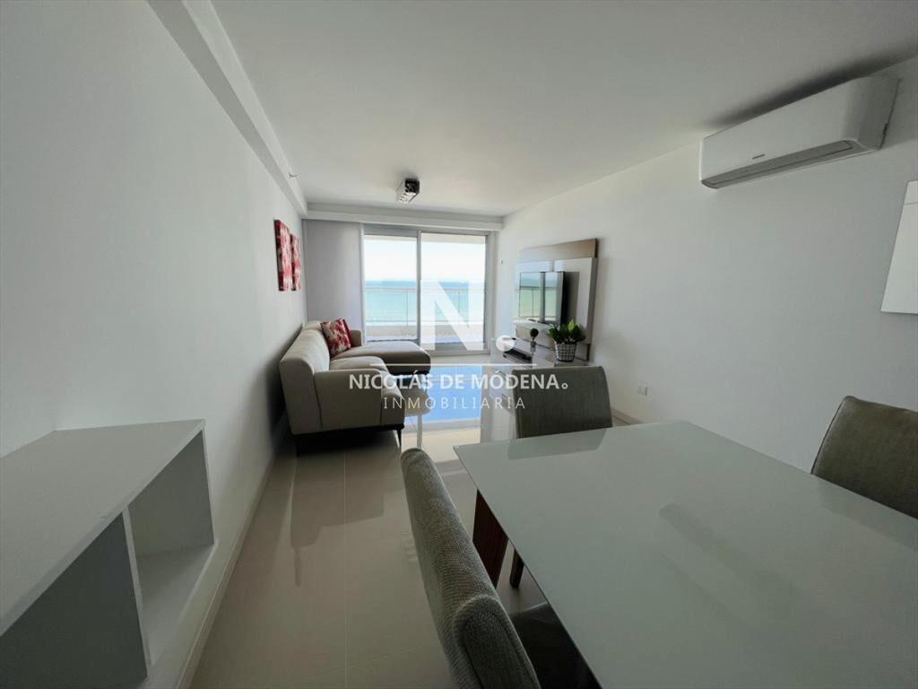 Alquiler temporario de Apartamento de 2 Dormitorios con Par