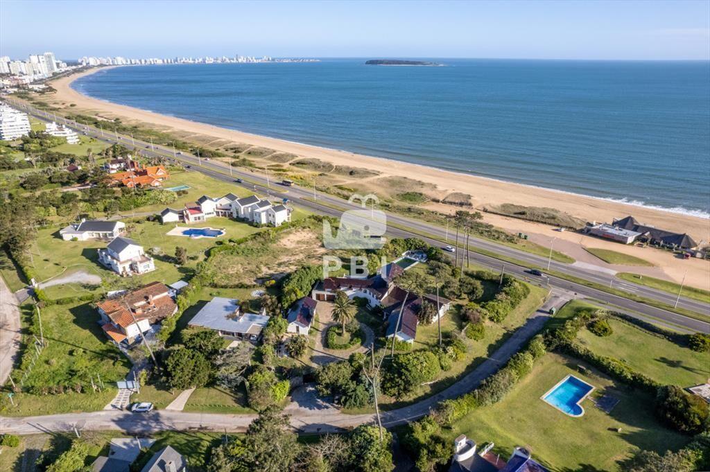 Lote Frente al Mar en La Mansa, Punta del Este -