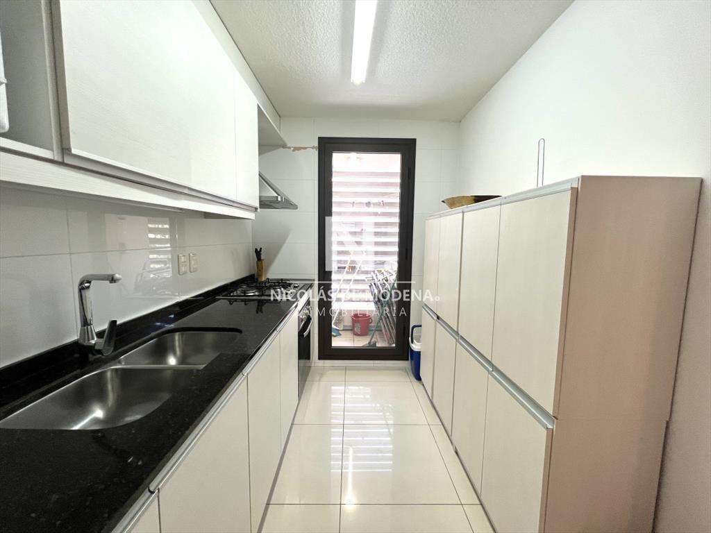 Apartamento en venta y alquiler de 3 Dormitorios