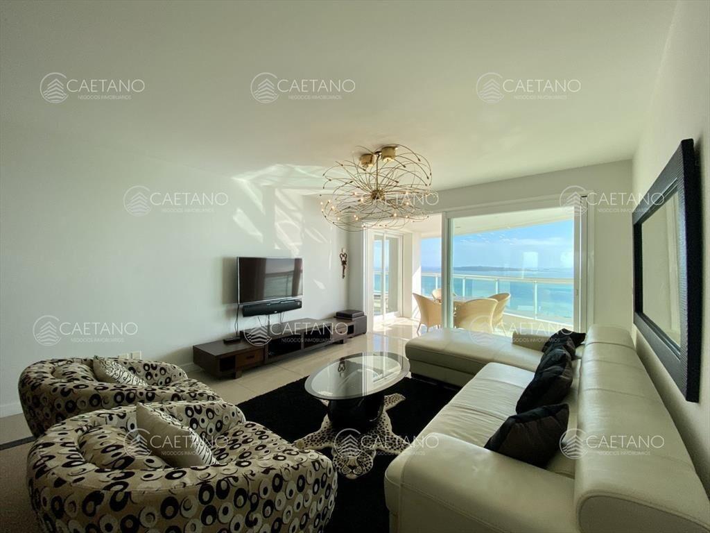 Alquiler temporal o anual apartamento 3 dormitorios playa m