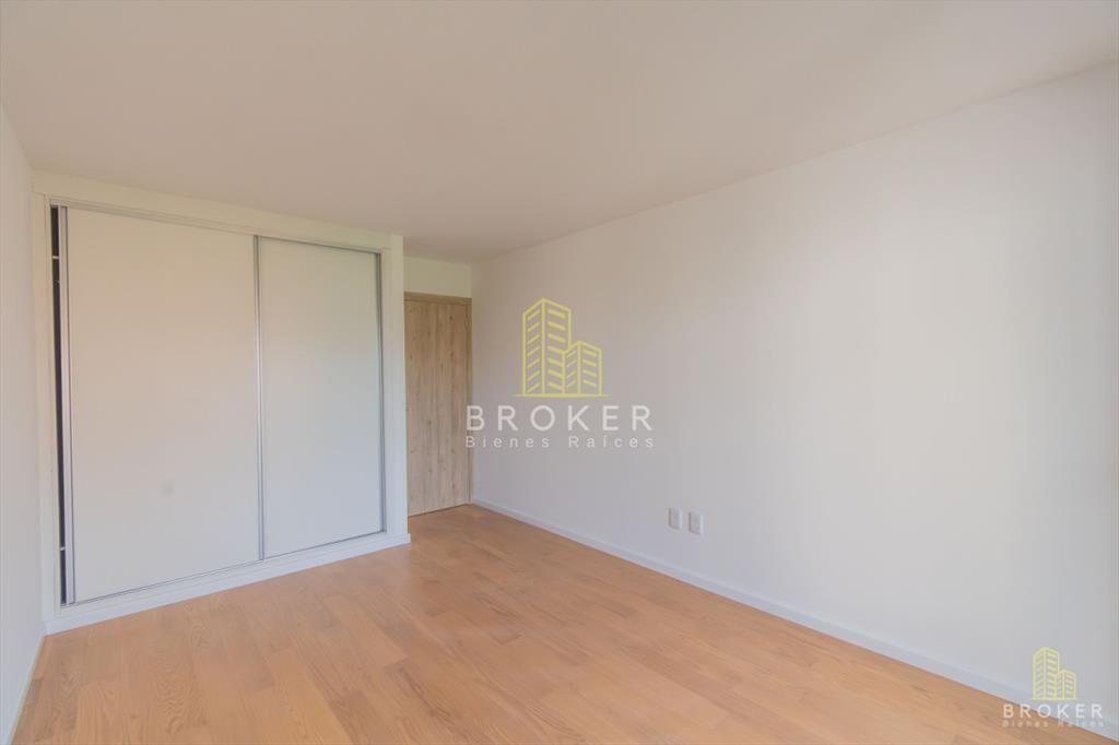 Alquiler de apartamento de 2 dorm. 2 baños, gge.