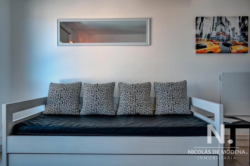 Venta de apartamento céntrico de un dormitorio con servici