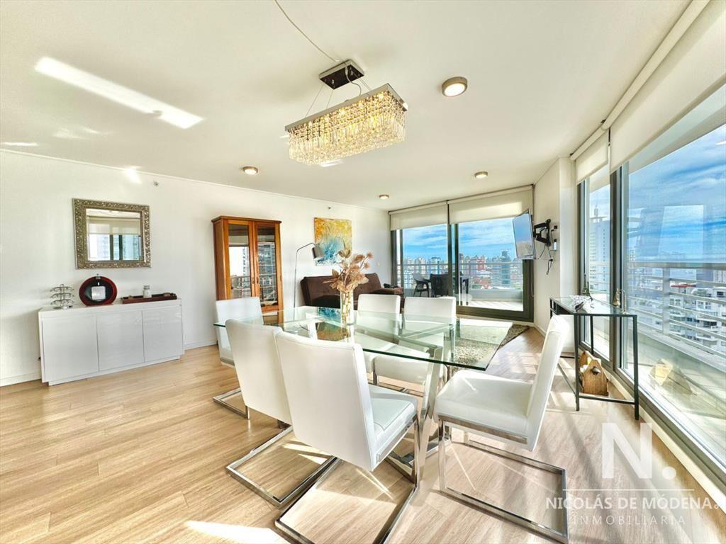 Alexander Boulevard en Venta de 2 Dormitorios con Vista al