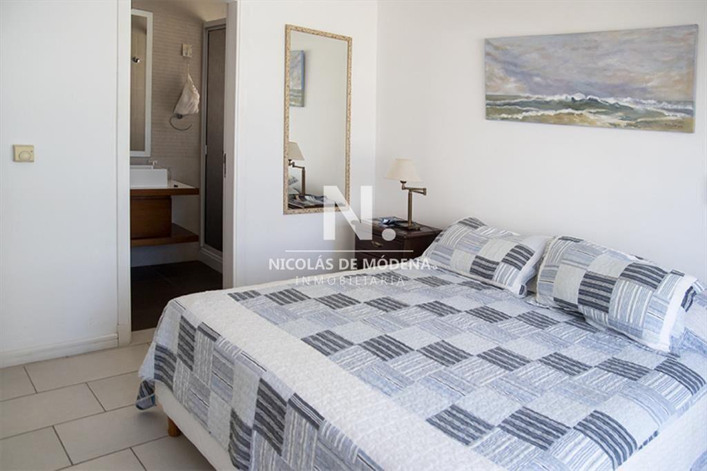 Hermoso departamento en venta, Península.