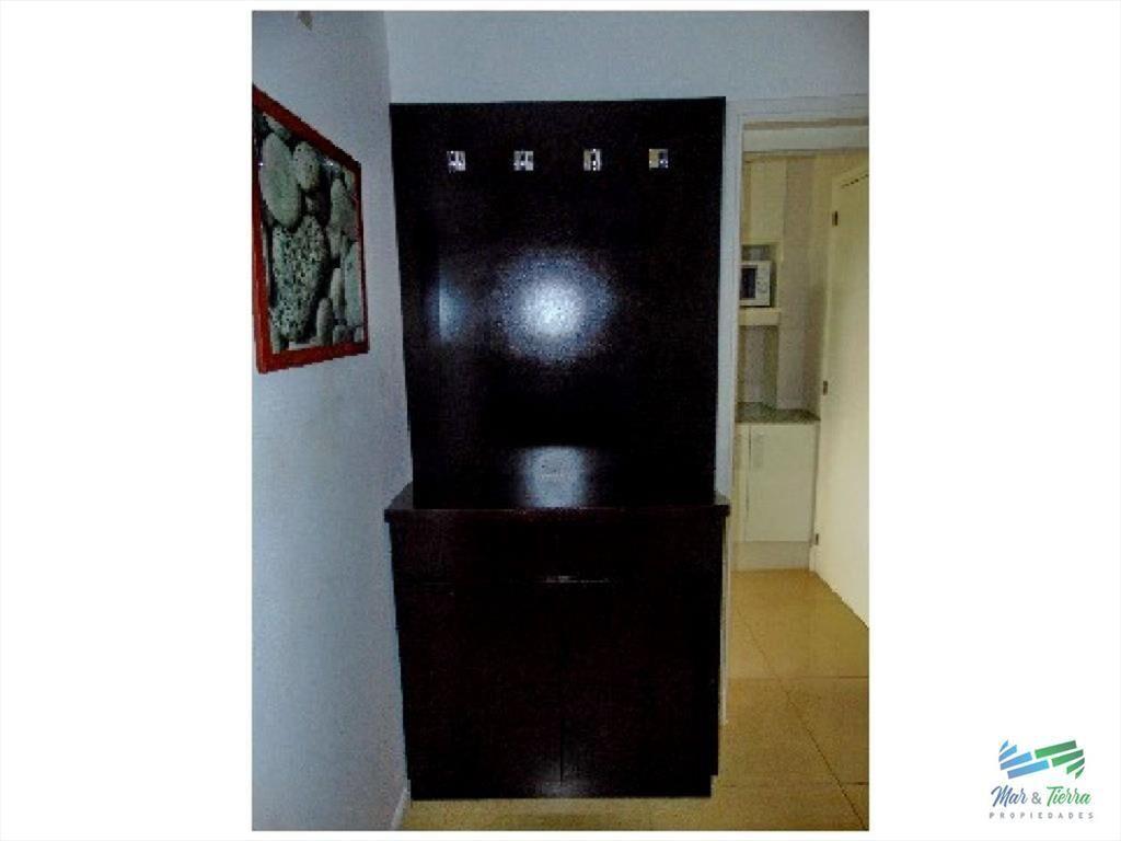 Apartamento en Brava, 3 dormitorios *
