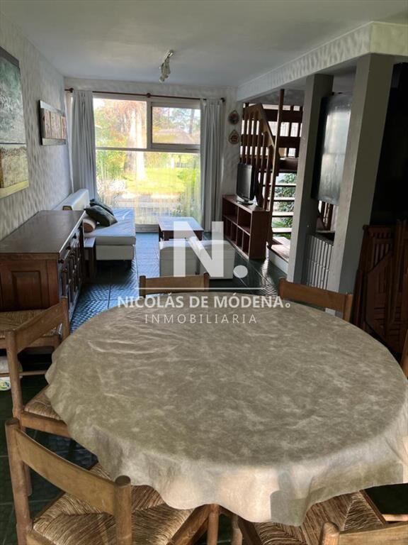 Departamento estilo casa en muy lindo complejo
