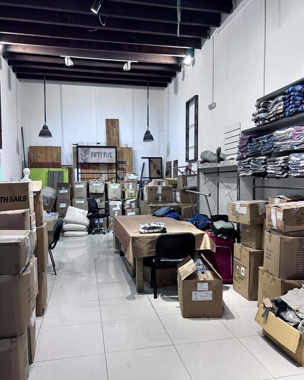 venta local comercial 18 de julio cordón