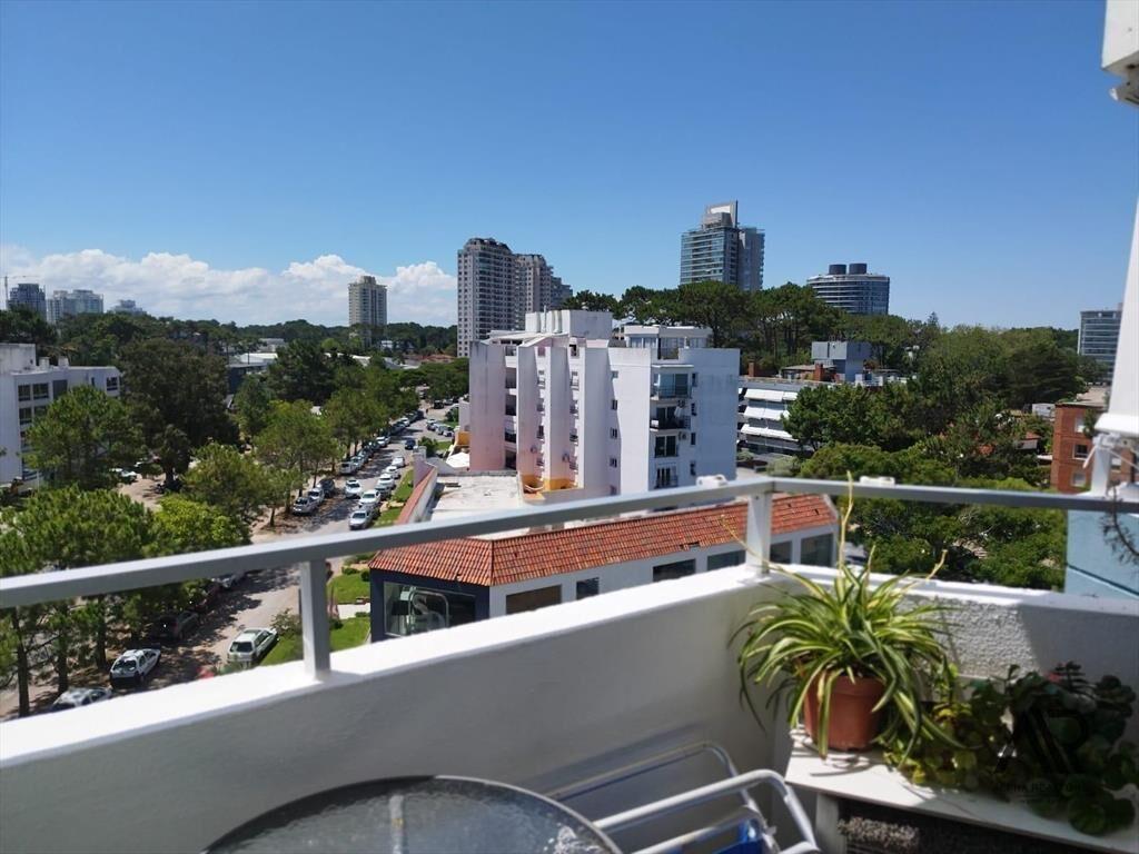 Apartamento 2 dormitorios, 2 baños en alquiler temporari...