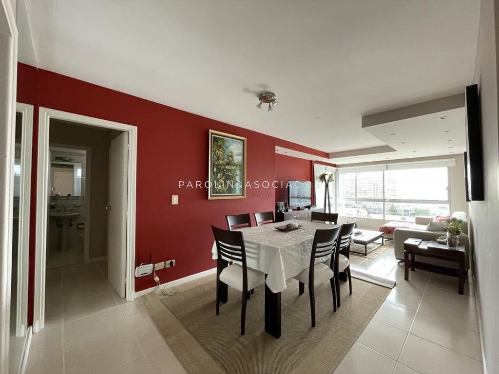 Apartamento de 3 dormitorios con amenities en Punta del Est