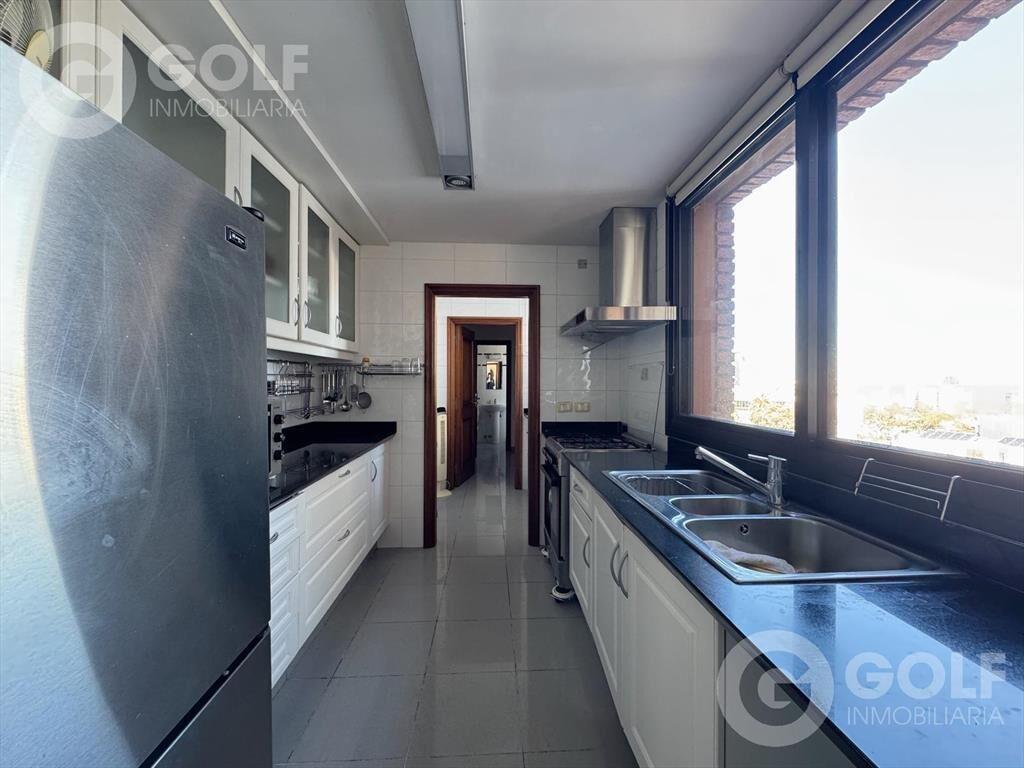 Venta de apartamento 3 dormitorios Servicio completo y co