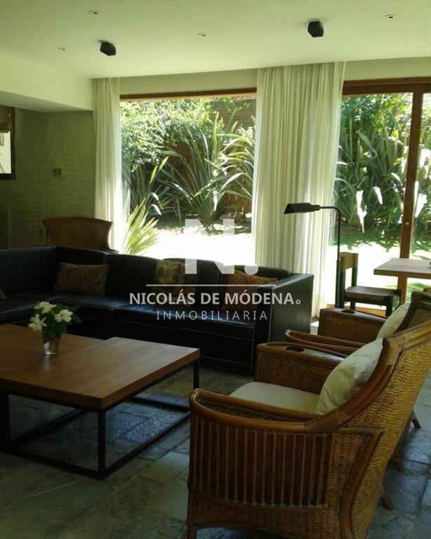 Casa en Punta del Este, Lugano