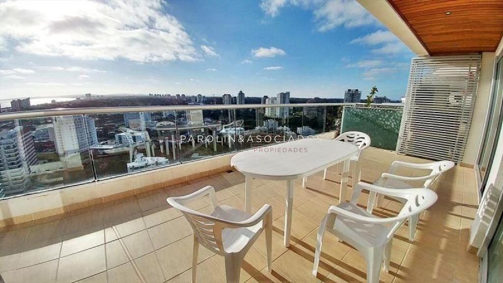 Apartamento en venta en Icon Brava tower, Punta