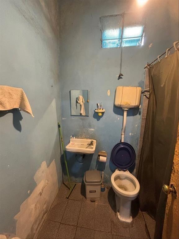 Venta. Ideal para renta o familia grande, tres casas en el