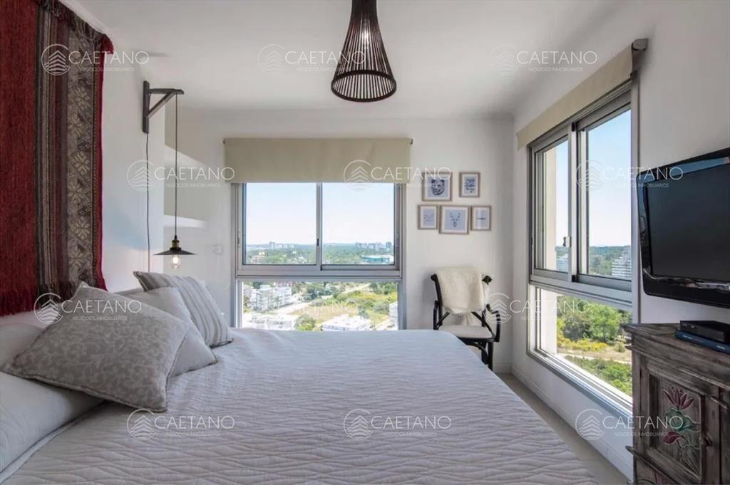 Excepcional apartamento con hermosa vista en