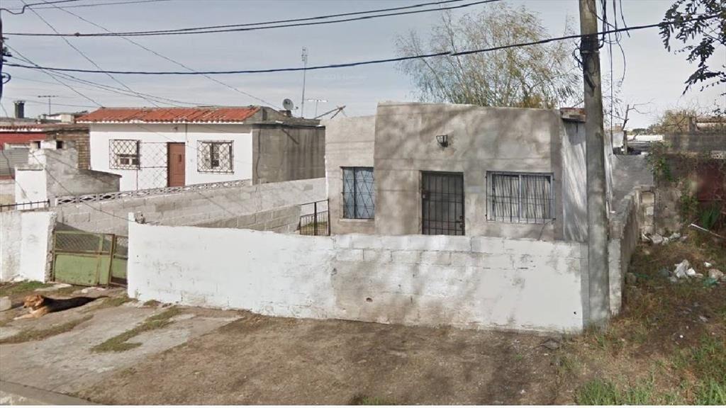 Padrón único con 2 Casas. Actualmente OCUPADO