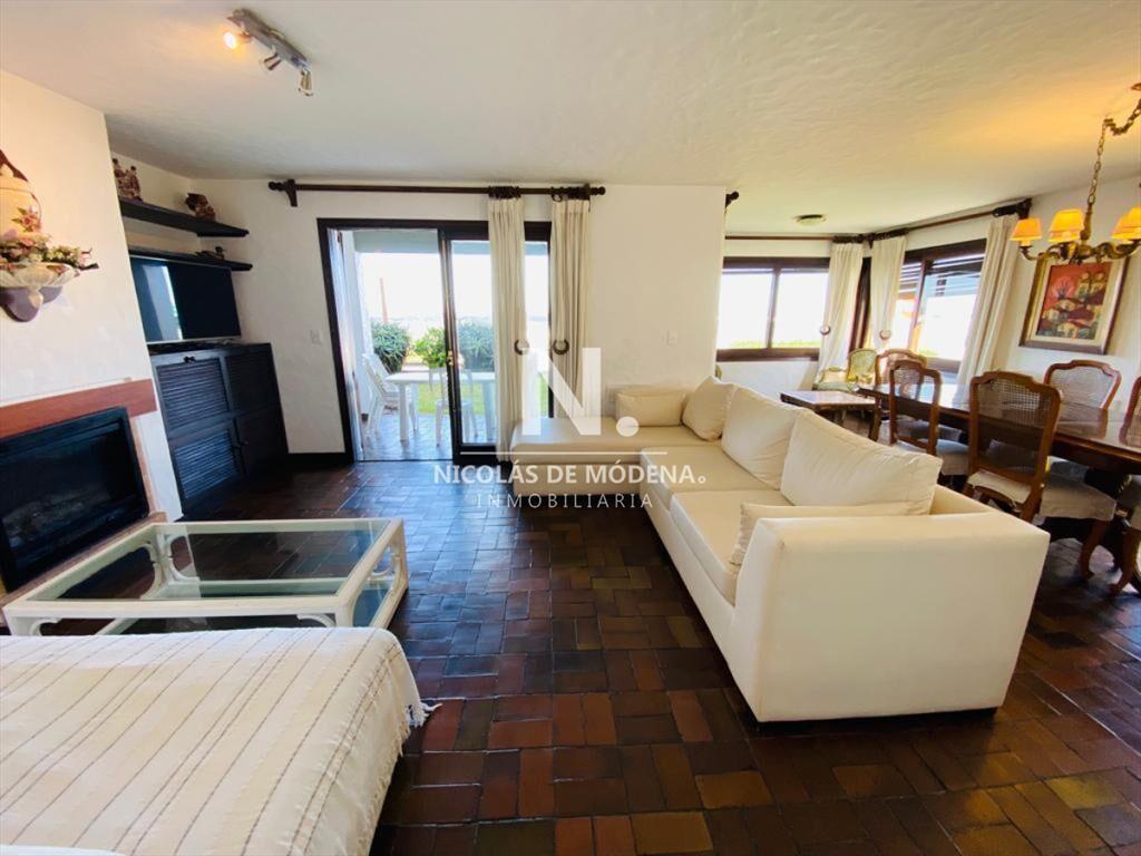 Apartamento en venta de 3 dormitorios en Punta