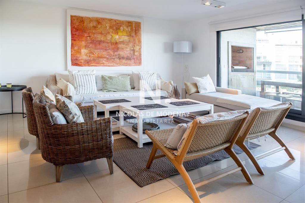 Apartamento de 3 dormitorios en Rincon del indio,