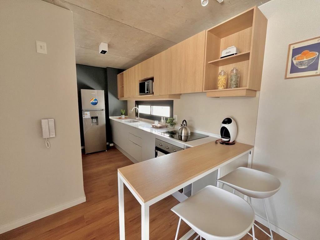 VENTA APARTAMENTO UN DORMITORIO AMOBLADO EN BUCEO