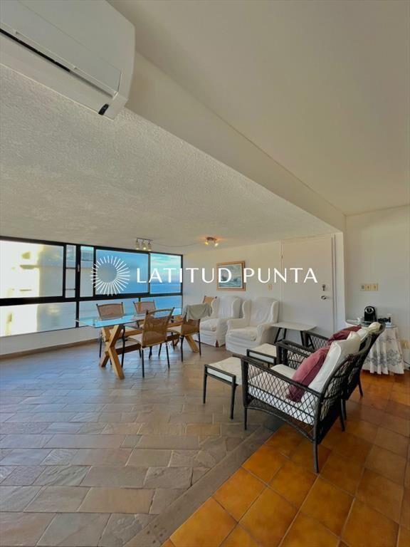 Gran departamento en Península, 3 dormitorios