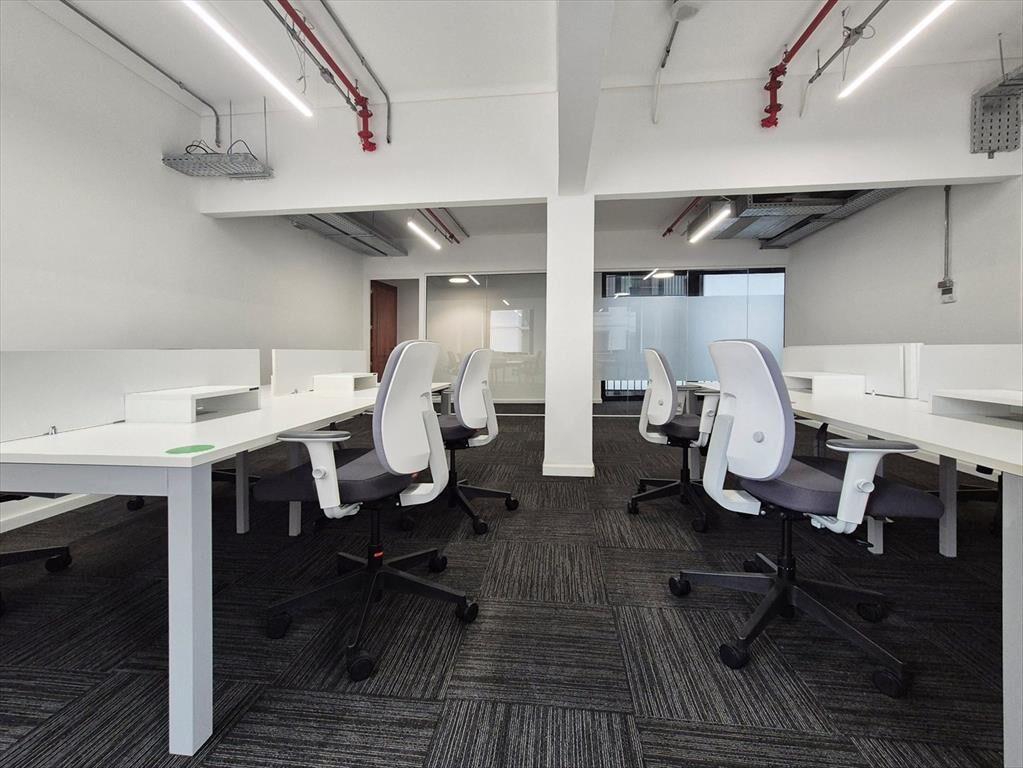 - ALQUILER - OFICINA PRIVADA - COWORK - PLAZA INDEPENDENCIA