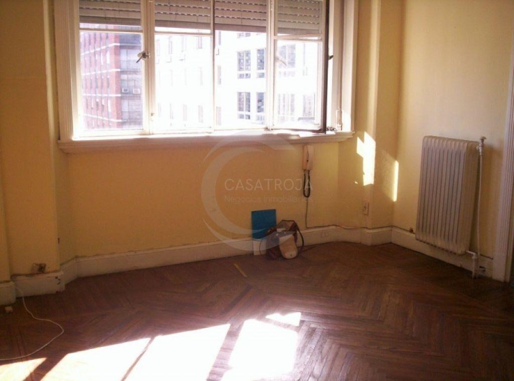 CASATROJA VENTA APARTAMENTO EN PLAZA INDEPENDENCIA
