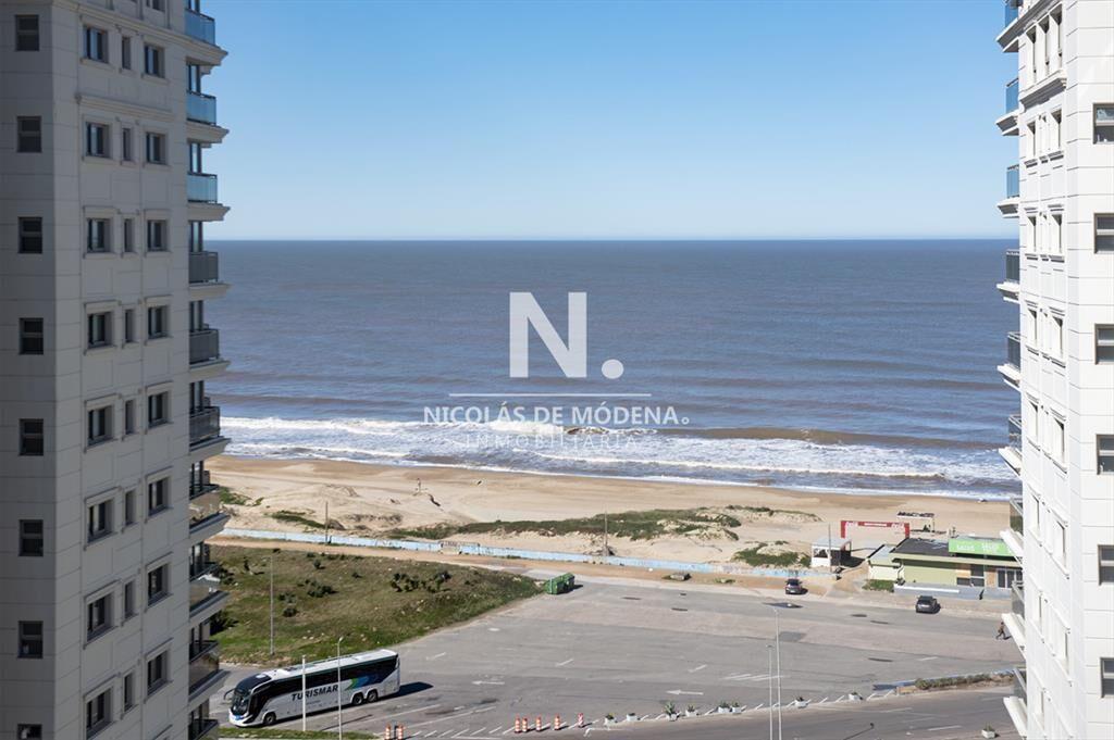Departamento de 3 dormitorios en venta, torre