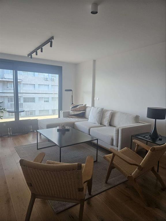 Exclusivo apartamento en alquiler en la Rambla de Punta Car
